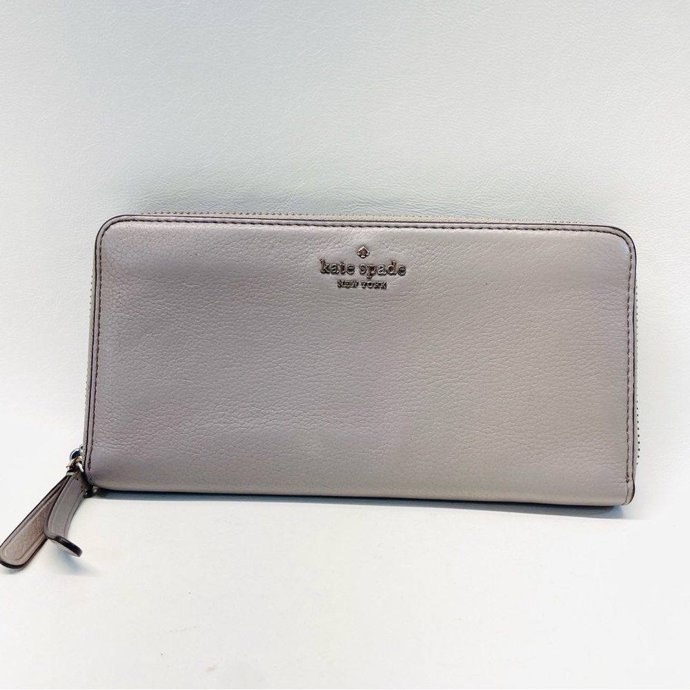 Kate Spade Light Taupe Leather Wallet